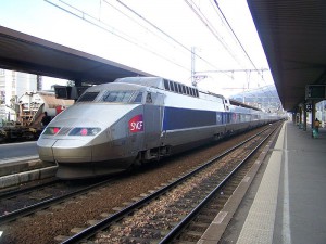 TGV_Annecy-Paris_quittant_Aix-les-Bains
